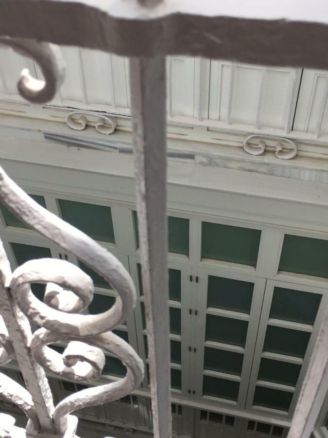 Diseno Y Confort Junto A La Catedral Cádiz Buitenkant foto